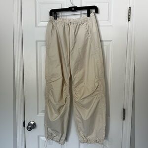 Cream Abercrombie and fitch parachute / cargo pants. Brand new